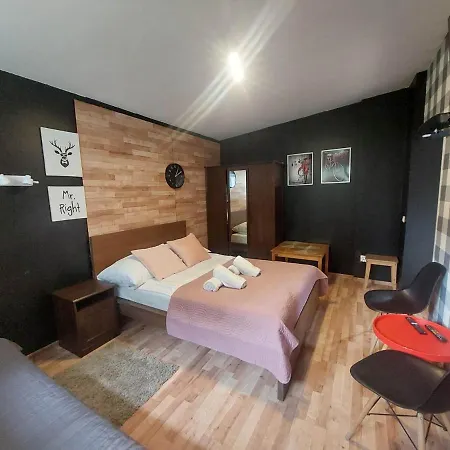 Funky Garage Apartment Gdansk