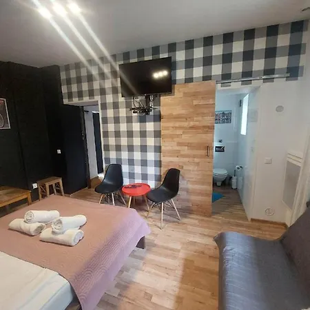 Funky Garage Appartement *